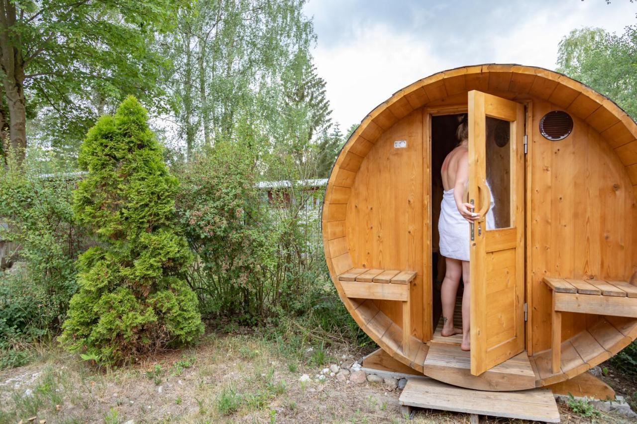 Am Grimnitzsee Gemutliches Tiny House Bungalow Mit Sauna Und Kamin Joachimsthal Eksteriør billede