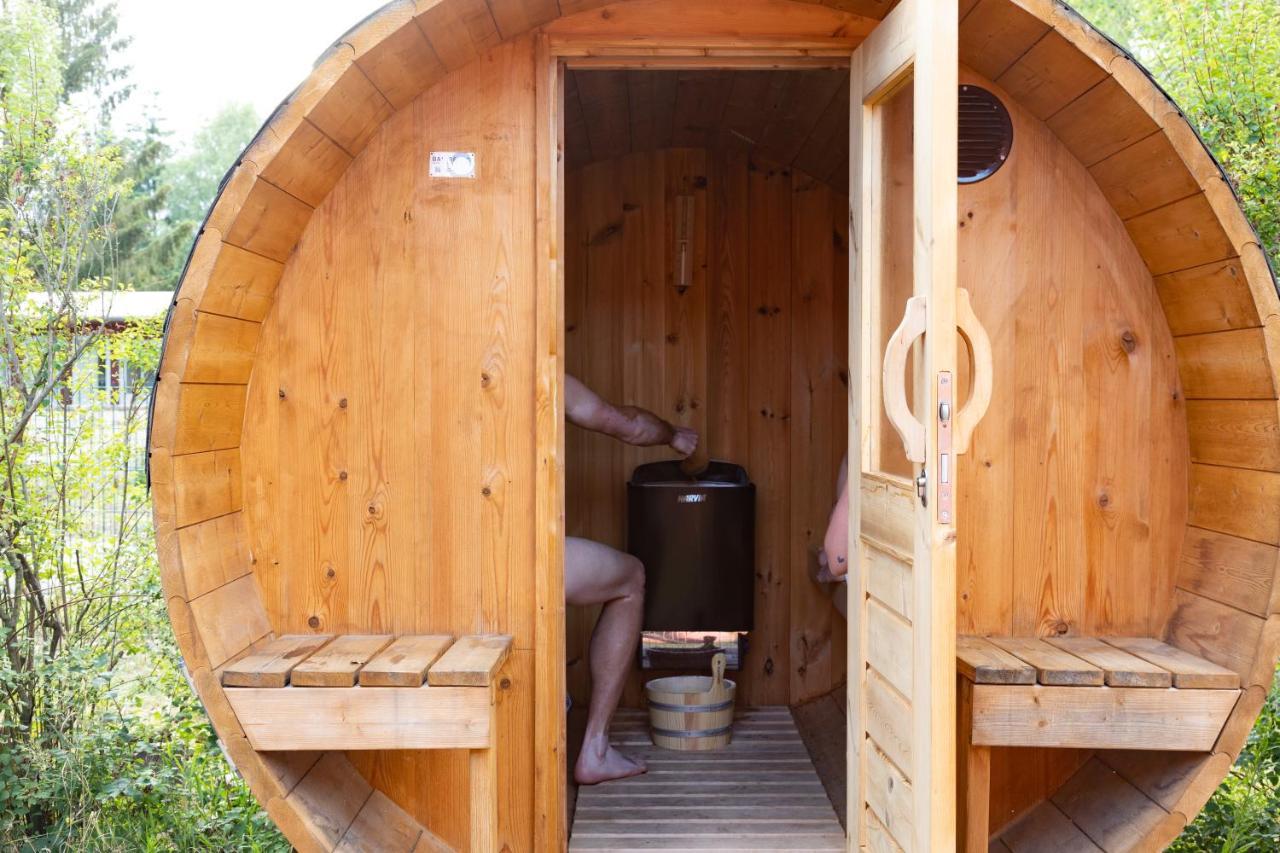 Am Grimnitzsee Gemutliches Tiny House Bungalow Mit Sauna Und Kamin Joachimsthal Eksteriør billede